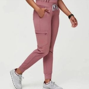 🆕️ FIGS Mauve Zamora 2.0 Joggers- Medium